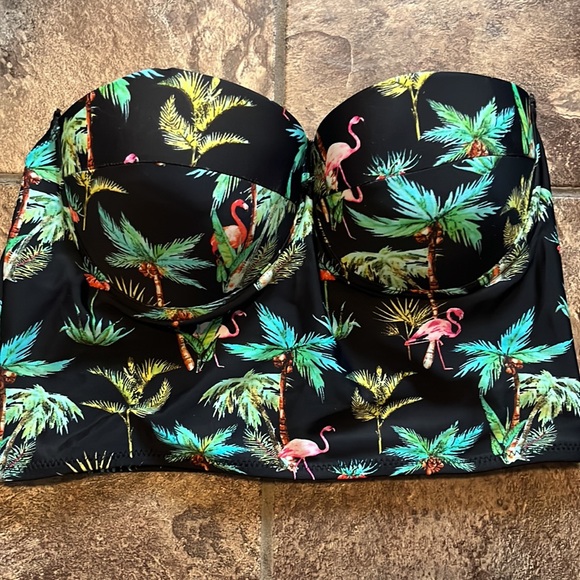 Women’s Bathing Suit Bundle 20 pieces + - Picture 6 of 16